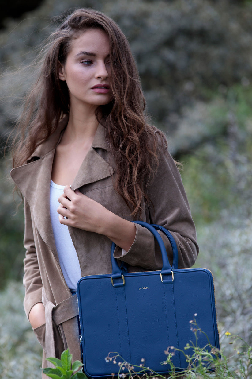 Borsa in Pelle Saffiano per MacBook Pro 13/Air (2020) - Blu