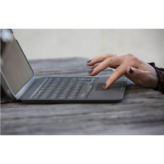 Custodia con tastiera Pro Keys con Trackpad per iPad 10.2 - Italiano