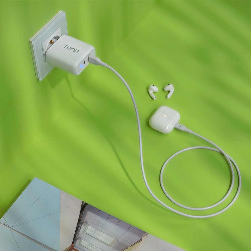 Cavo di ricarica e trasferimento Tunit da USB-A a connettore Lightning 1m - Bianco