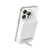 BoostCharge Pro - Power Bank Magnetico con Qi2 15W 8K - Bianco
