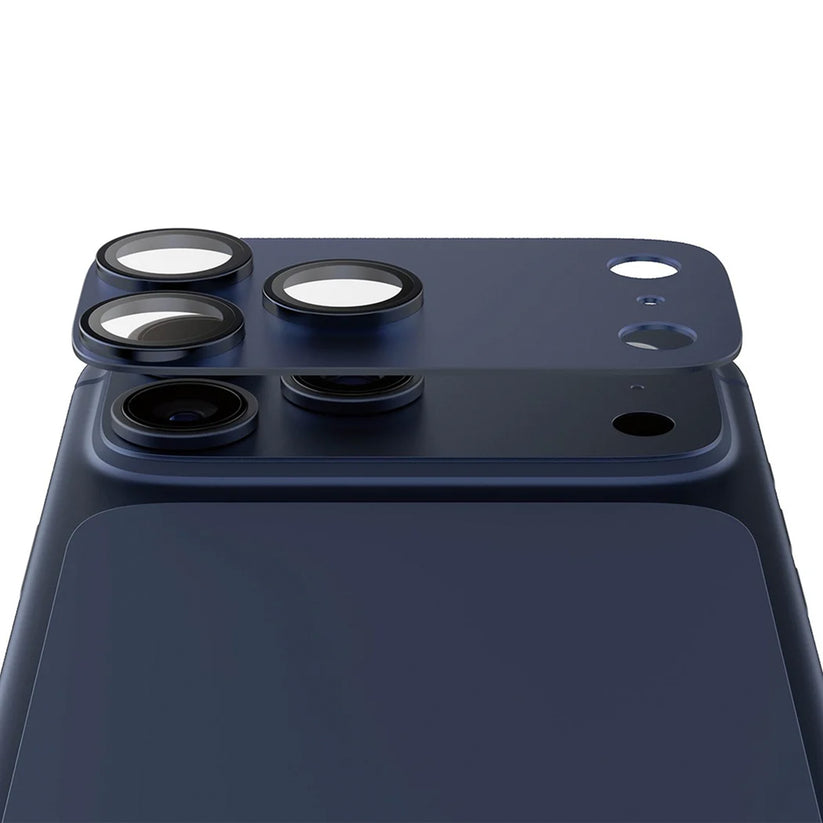 PanzerGlass Fender - Protezione per la fotocamera di iPhone 17 Pro Max blu profondo