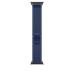 49mm-blue-bright-blue-trail-loop-s-m-black-titanium-finish_MG9Q4ref