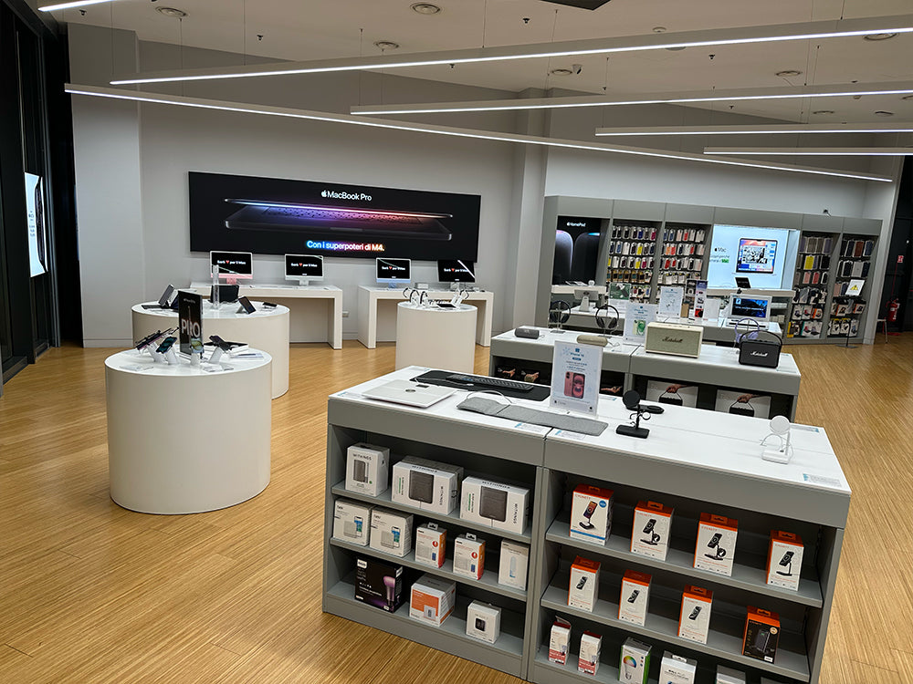 R-Store Arese - C.C. Il Centro Foto 2