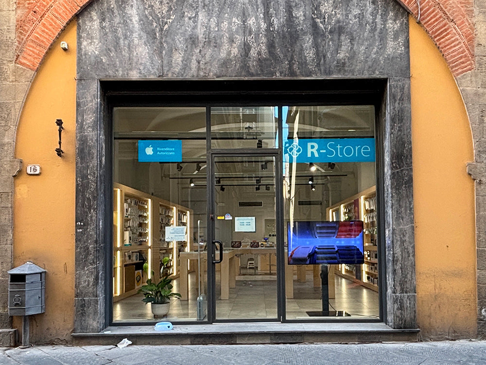 R-Store (ex Juice) Lucca Foto 1
