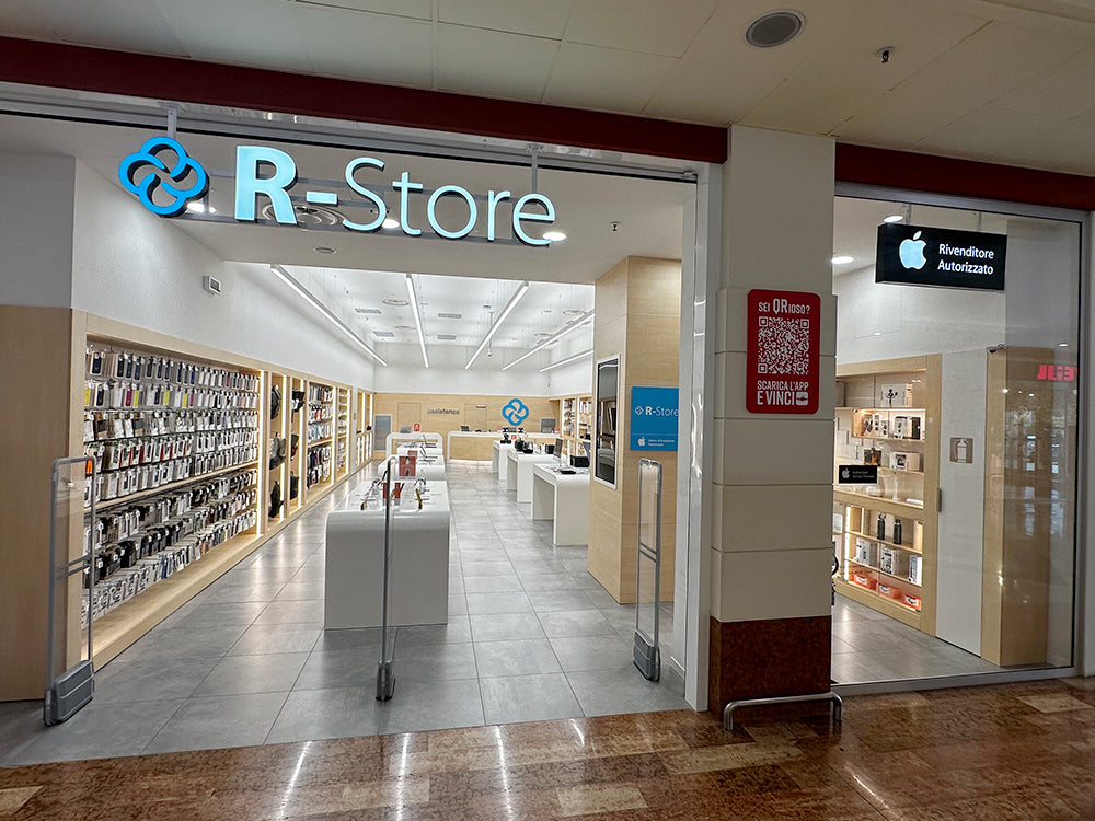 R-Store (ex Juice) Trevi - C.C. PiazzaUmbra Foto 1
